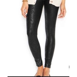 Express Womens Black Snakeskin Embossed High Rise Leggings Small Slim Fit Python